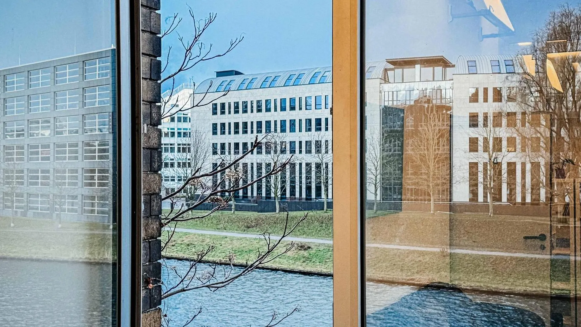 Appartement 200 Qm Loft Am Fluss Fuer Freunde Und Familien ! à Berlin Allemagne