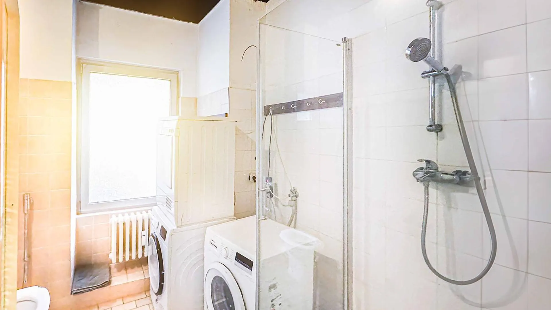 Appartement 200 Qm Loft Am Fluss Fuer Freunde Und Familien ! à Berlin